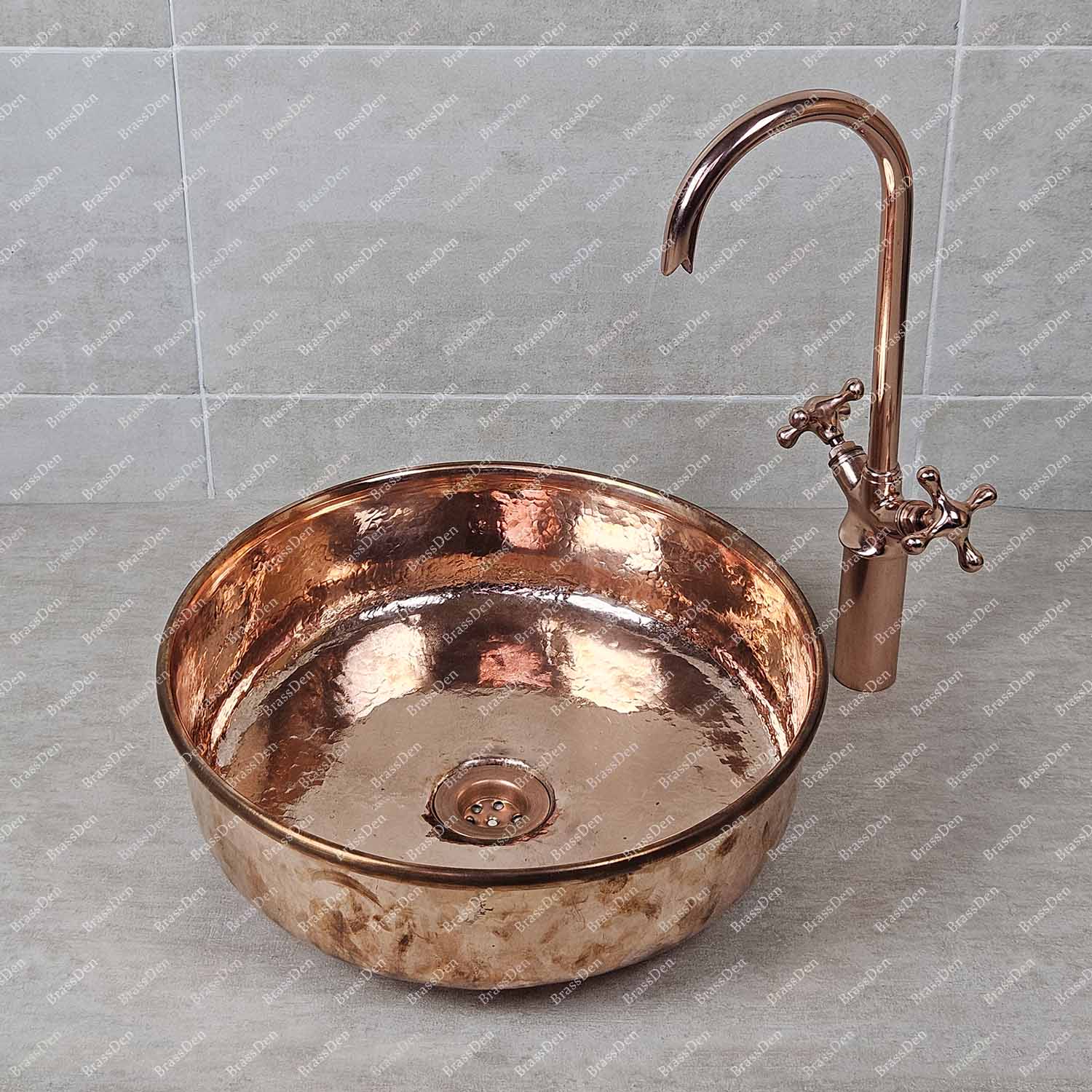 Solid Hammered Copper Bathroom Vessel Sink – Round Interior Washing Basin