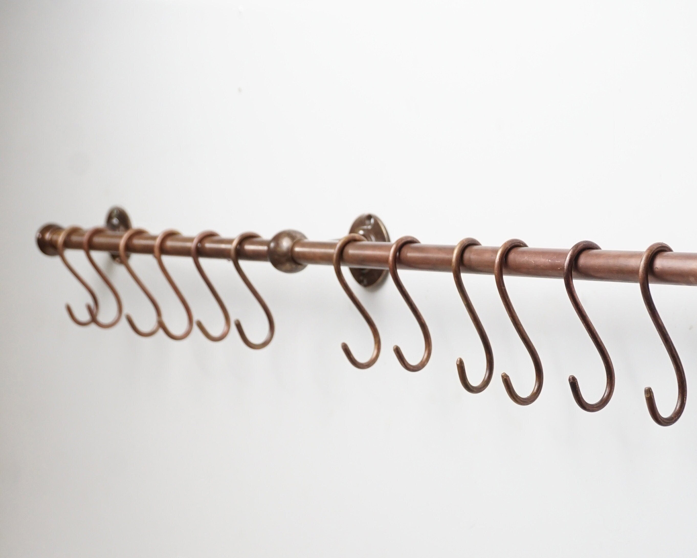 Wall-Mounted Kitchen Rail with Hooks – Bronze & Brass Pot Rack