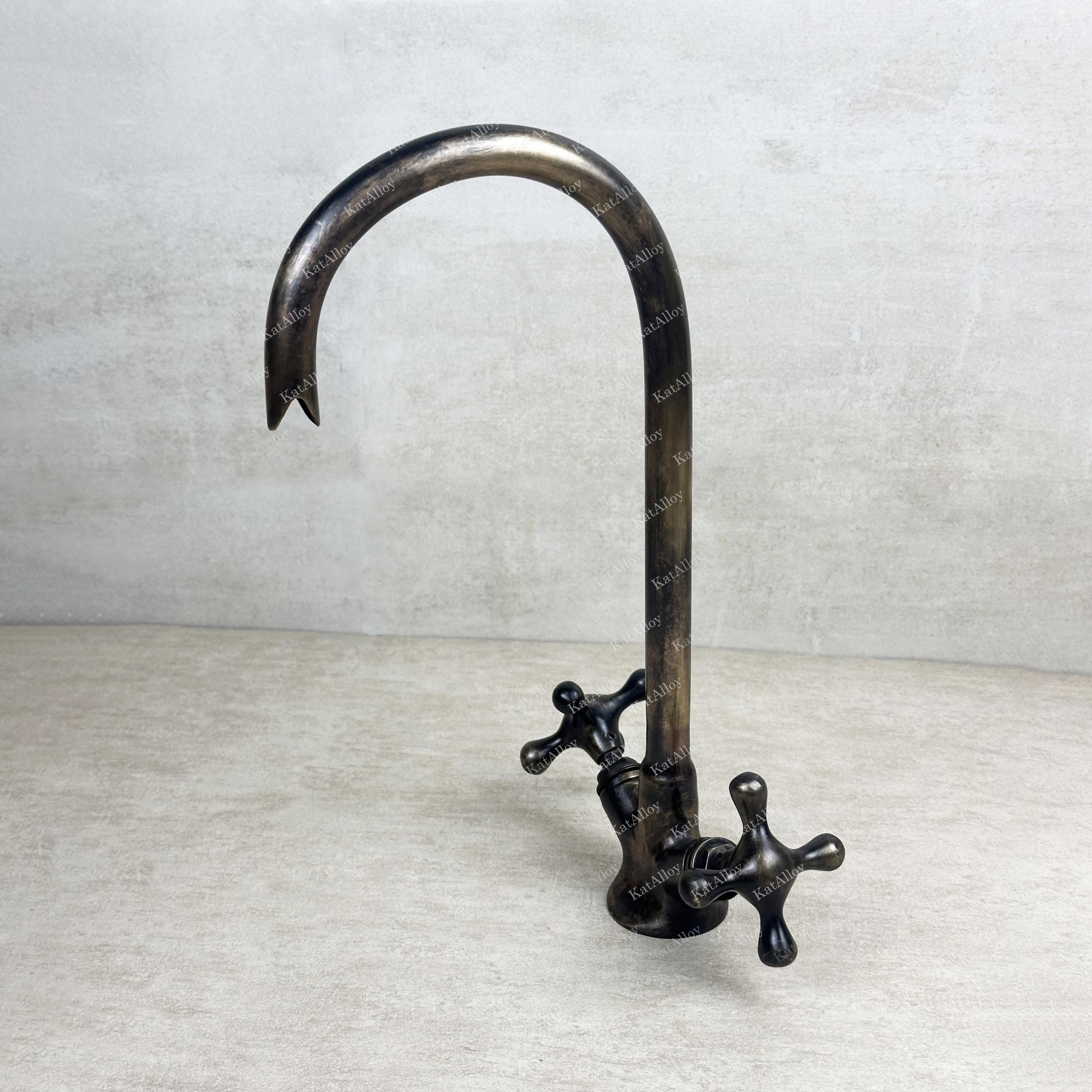 Oil Rubbed Bathroom Faucet with Cross Handles