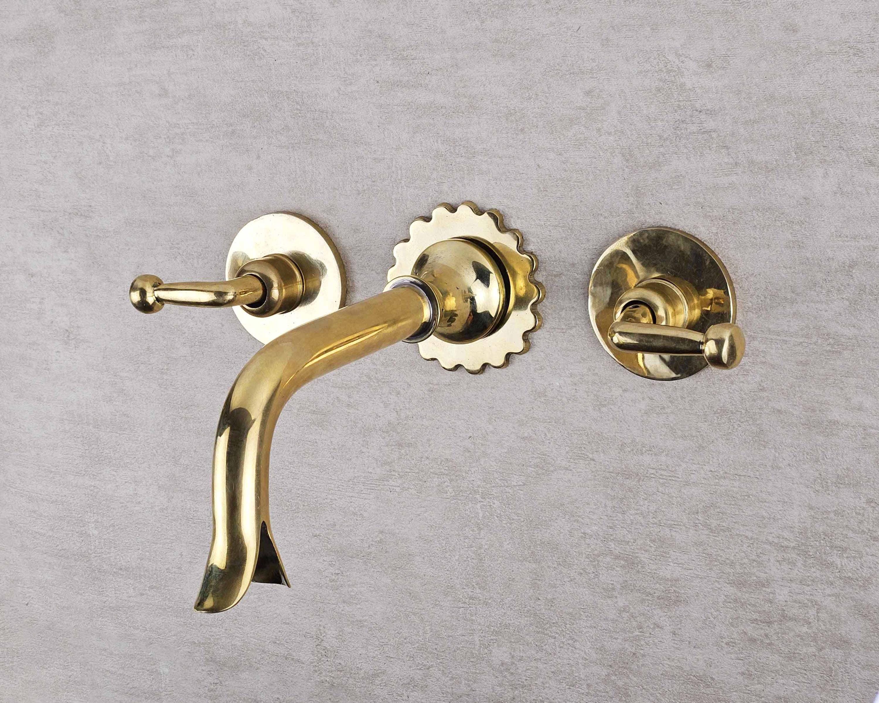 Wall-Mounted Brass Bath Taps – Double Handle Bathroom Sink Faucet